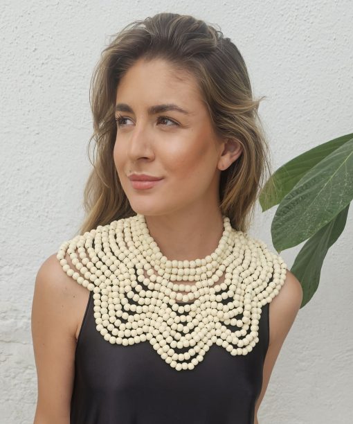 Collar Emily