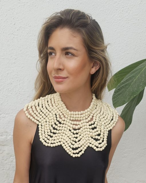 Collar Emily