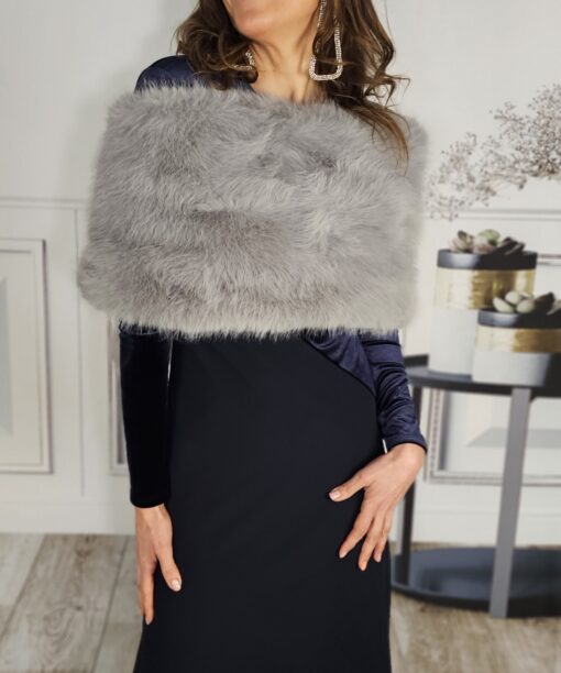 Alternative view of Estola Winter