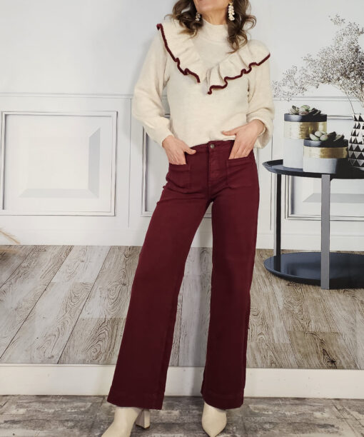 Alternative view of Jersey Valeria