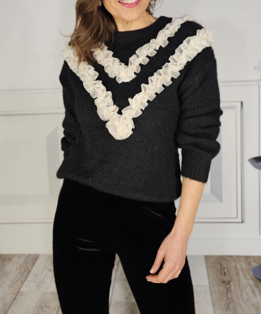 Alternative view of Jersey Nora