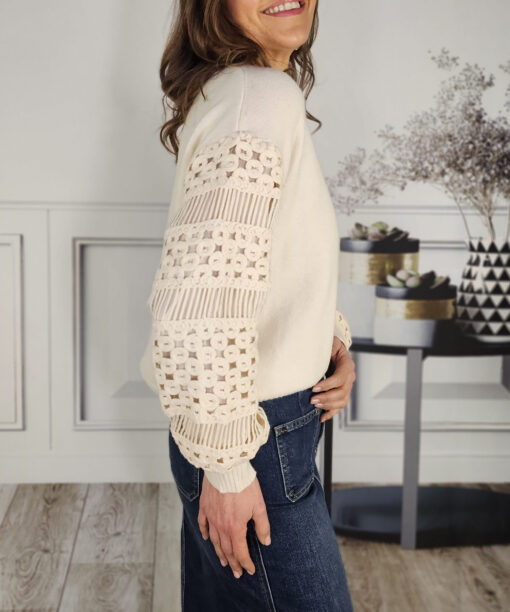 Alternative view of Jersey Brenda