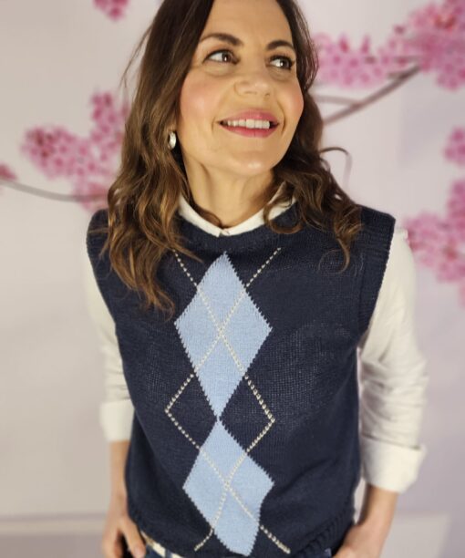 Alternative view of Chaleco Iraia