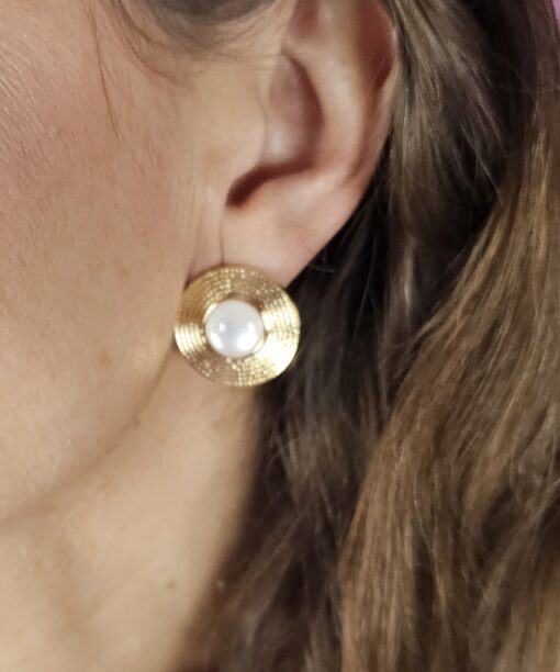 Alternative view of Pendientes Agnes