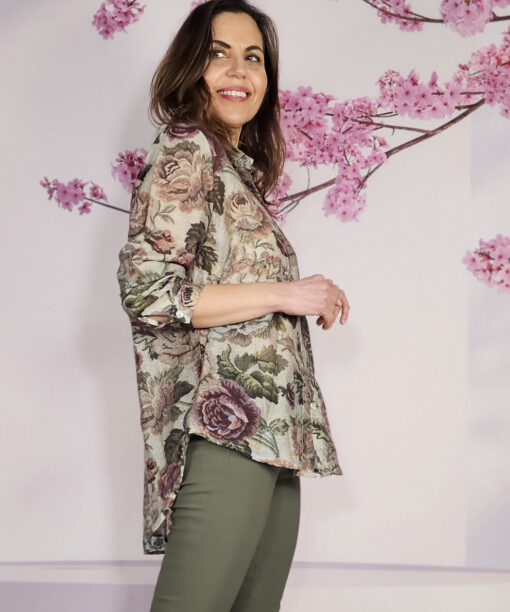 Alternative view of Camisa Varanasi