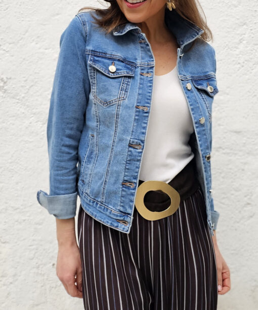 Alternative view of Vaquera Ciara