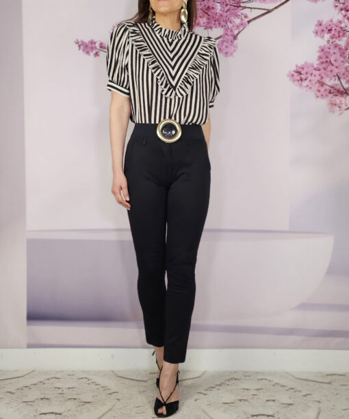 Alternative view of Blusa Lady