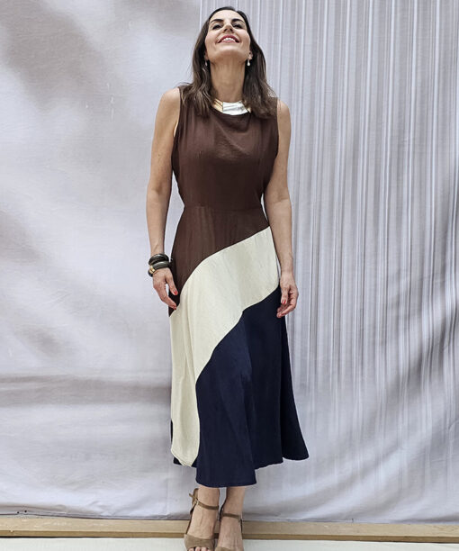 Alternative view of Vestido Tricolor Cake