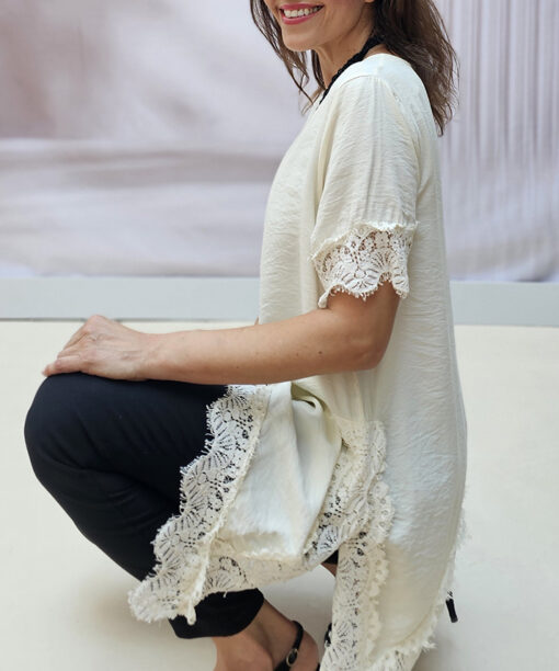 Alternative view of Blusa Asimétrica Encaje Glam