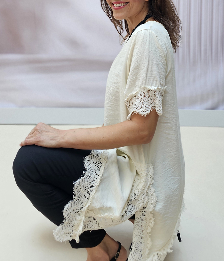 Blusa Asimétrica Encaje Glam - Imagen 2