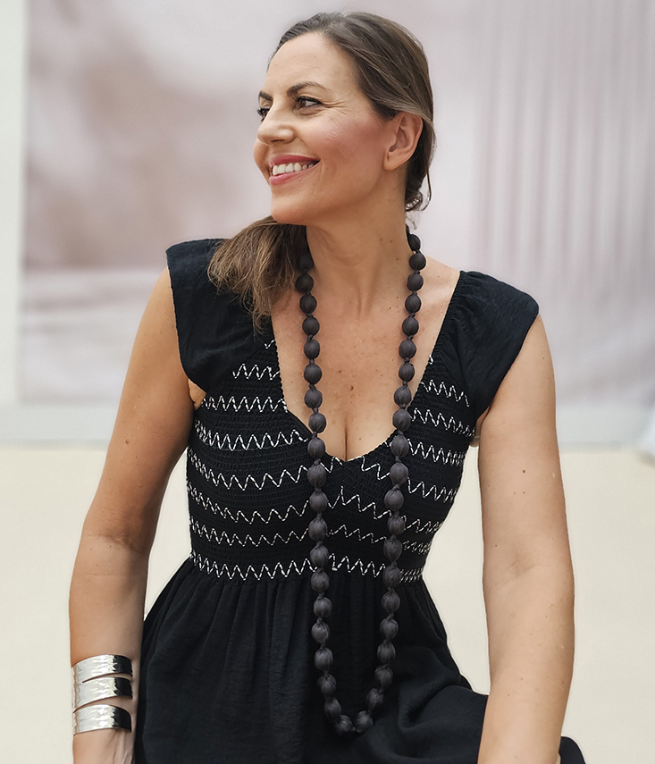 Collar Valeria gris marengo seda