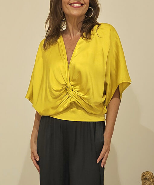 Alternative view of Blusa Alteza Amarilla