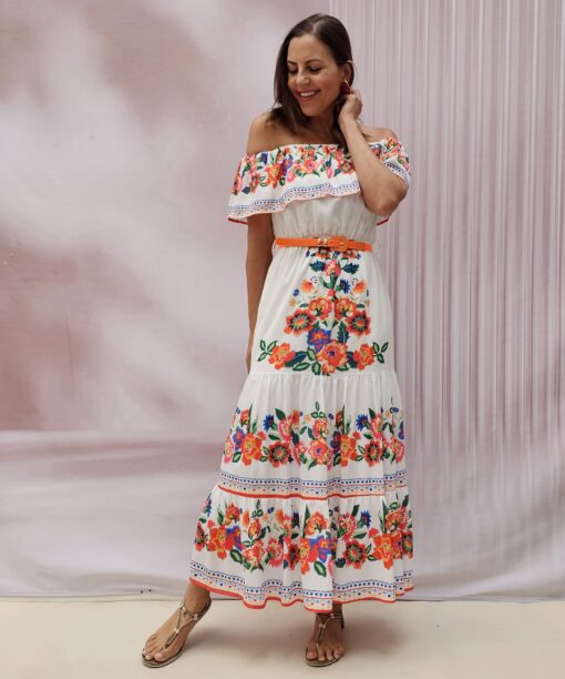 Alternative view of Vestido Mexicano