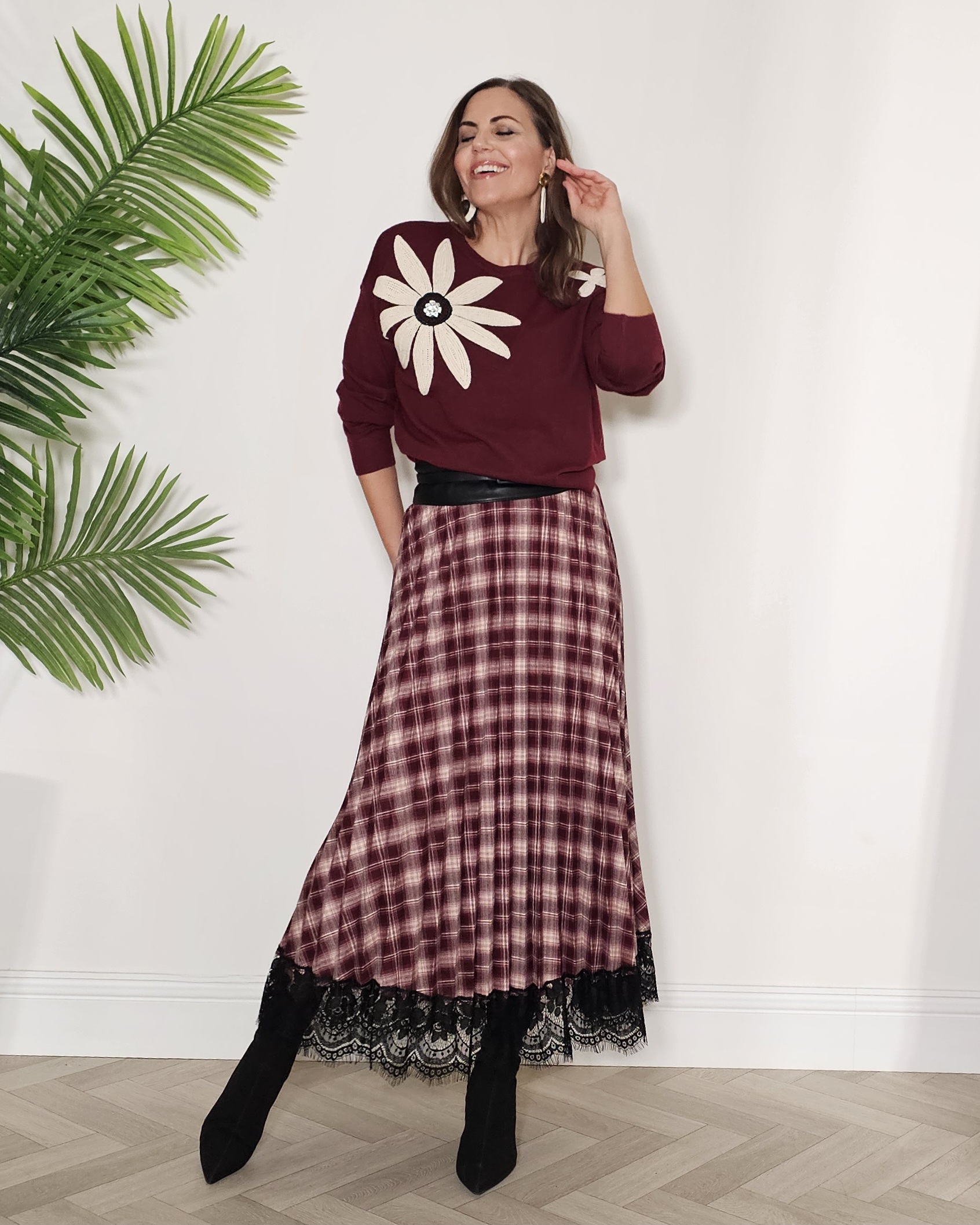 Falda cuadros plisada y encaje Rioja - Imagen 11